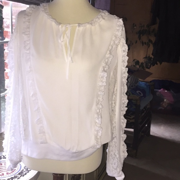Rebecca Minkoff Tops - REBECCA MINKOFF white with lace on sleeves!